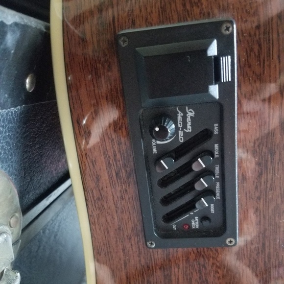 Electric Acustic Ibanez Guitar - Picture 4 of 5